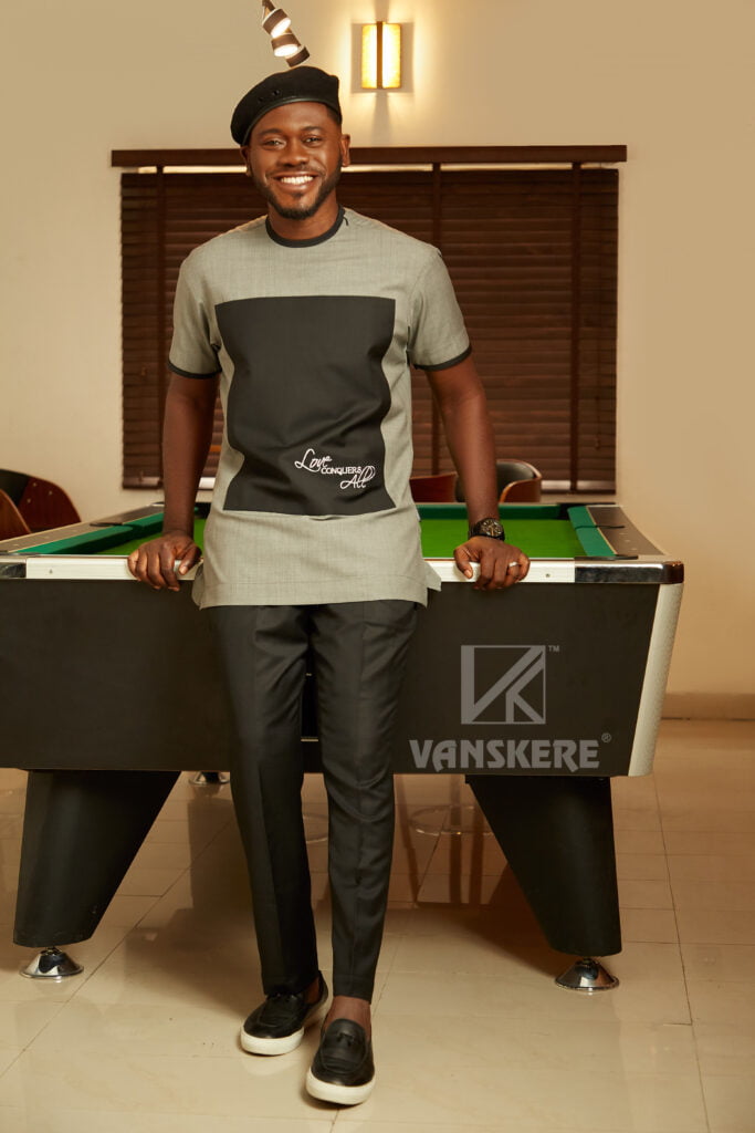 Deyemi Okanlawon in Vanskere