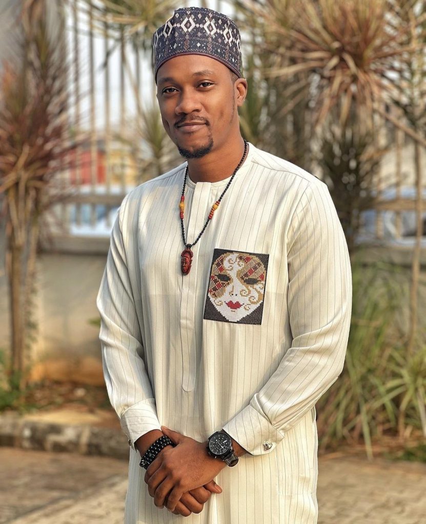 Baaj Adebule as Jamal in the movie Ejan'la